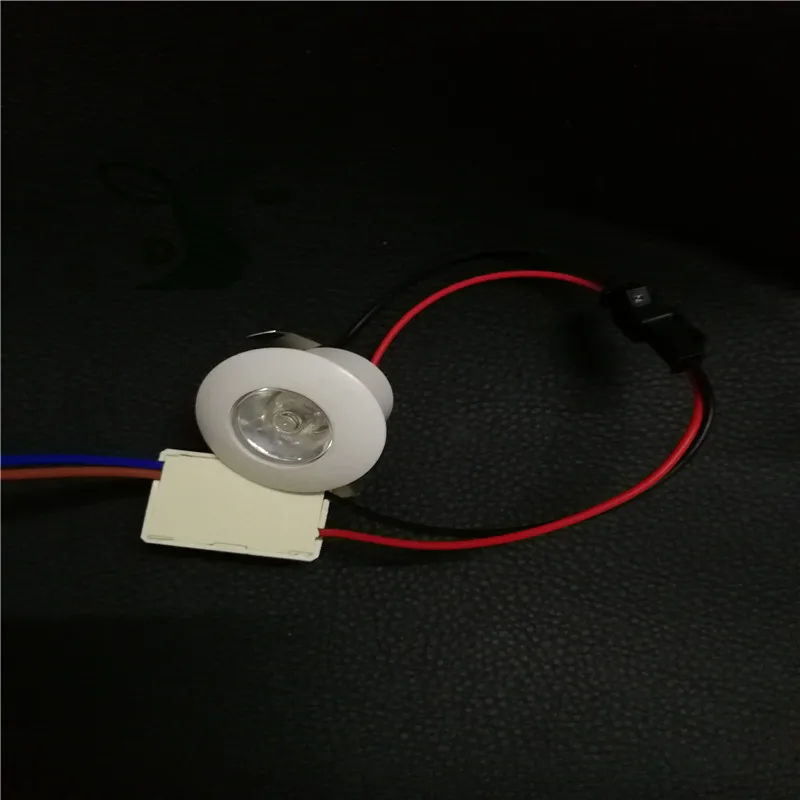 10PCS 1W 3W Mini downlight Led Vgradni Omari mini Spot luči Vključujejo Led Driver AC85-265V 31mm*21 mm brezplačno