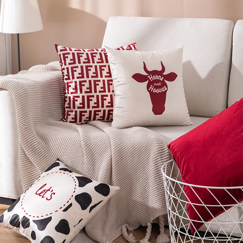 Govedo natisnjeni kavč dekorativne blazine pokrov Kitajski rdeča črka živali spalnica blazino kritje žamet trdna mehko blazino stol