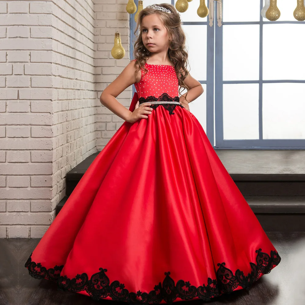 Princesa Saten Beaded Dolžina Tal Rdeča Roža Punca Obleke Črne Appliques Dekleta Pageant Obleko Za Prvo Obhajilo Obleke
