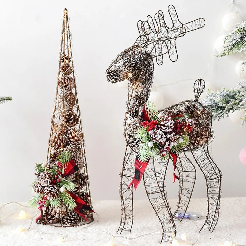 Božič Elk Železa Umetnosti Borovih Storžkov s Svetlobo LED Božični Okraski Jelenov Nakupovalno središče Okna Okraski Doma Desk Dekor