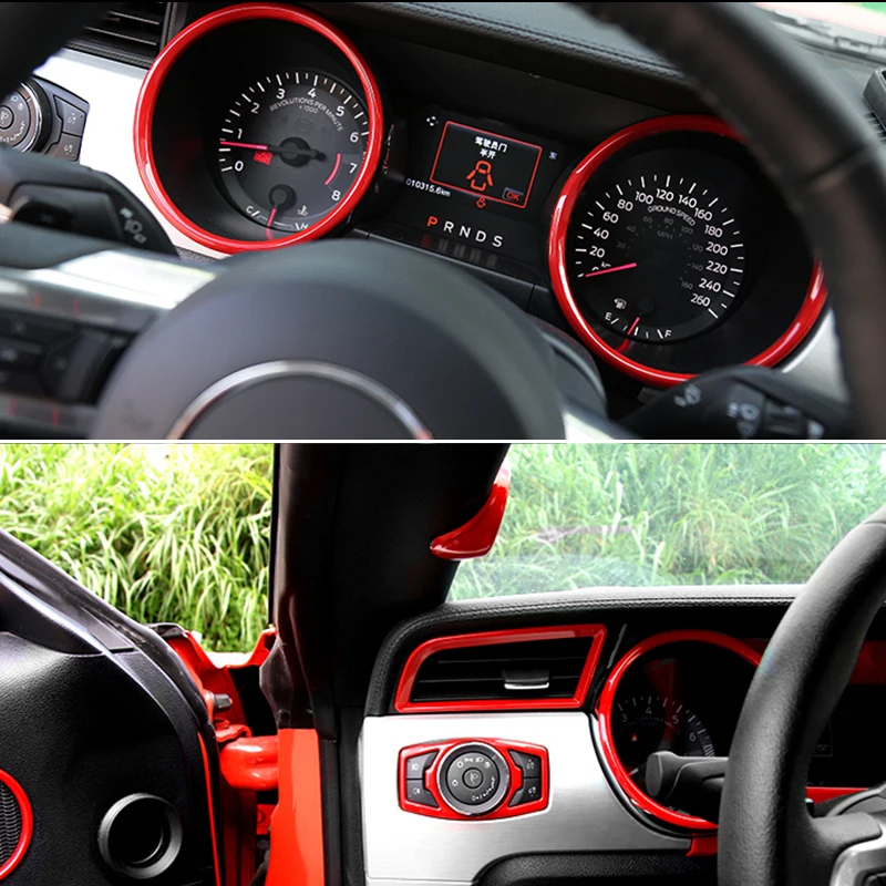 2PCS Rdeča, ABS instrumentne Plošče in Okoliških Dekoracija, Prstani merilnik Hitrosti Zajema Nalepke Za Ford Mustang-2020 Avto Dodatki