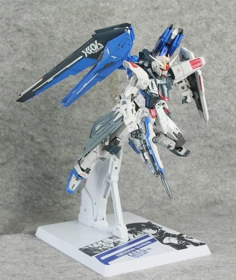 Trdnjava model MB slog Svobode Zaslon, ki je Osnova za Bandai MB MG 1/100 Gundam DB014*