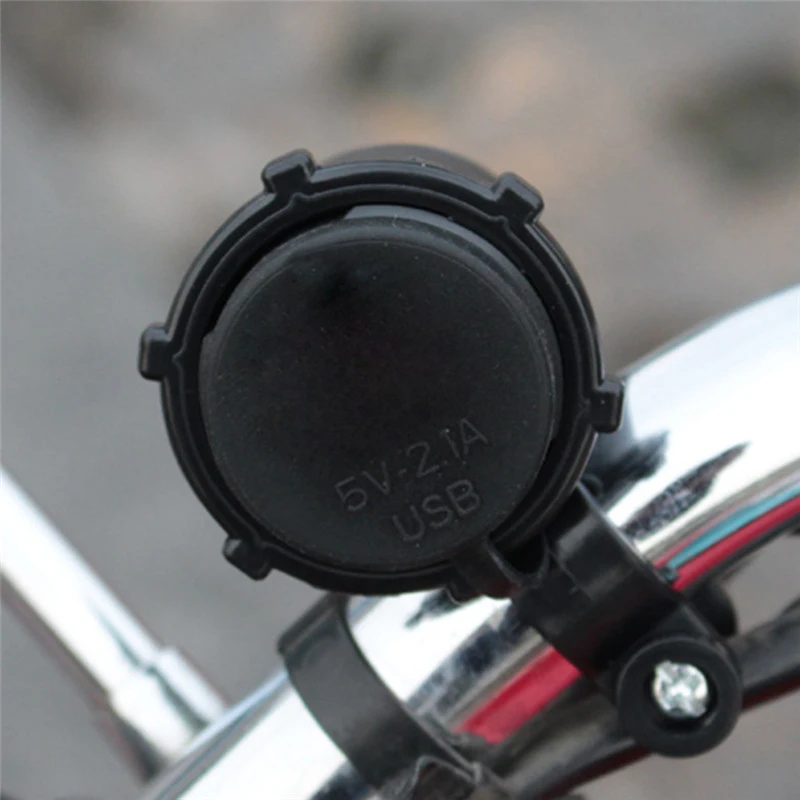 USB Motocikel Vtičnico Cigaretnega Vžigalnika Plug Nepremočljiva Stikalo motorno kolo, 12V Vtičnica Motocikla Telefon Adapter za Polnilnik