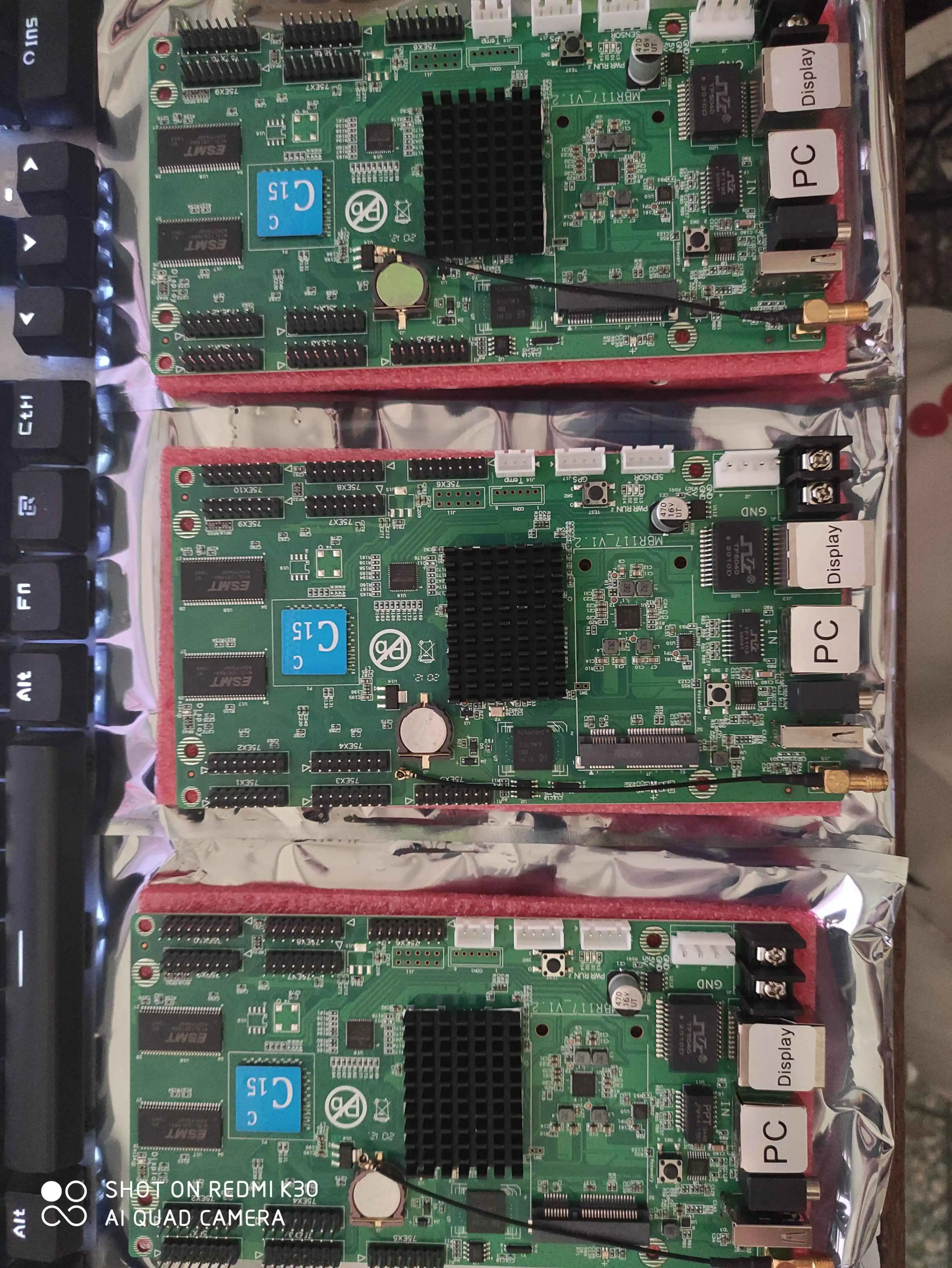 C15C/C15C WIFI (zamenjaj HUIDU C10C)RGB led zaslon krmilnik za kartice 10 skupin HUB75E podpira P2 P2.5 P3 P4 P5 P6 P8 P10
