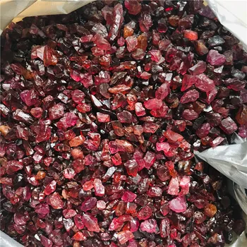 100 g naravno grobo rundum kamni in minerali, reiki healing kristalno ruby raw gemstone vzorec za izdelavo nakita