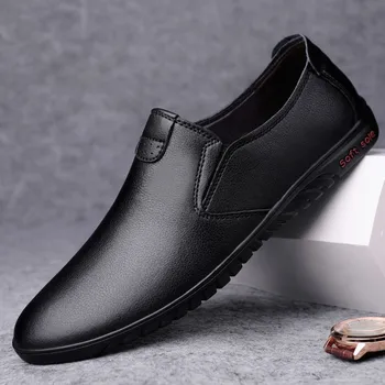 Italijanski Moški Priložnostne Čevlji Luksuzne blagovne Znamke 2020 Mens Loafers Moccasins Dihanje Zdrsne na Črno Vožnjo Čevlji pu moška obleka, čevlji