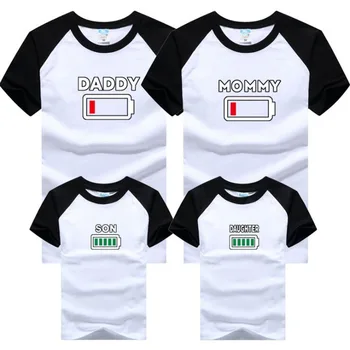Družina Videz T shirt Poletje Moda Smešno Baterije Očka Mamica Sina, Hčerko, Baby Boy, Girl Obleke Družino Ujemanje Oblačila