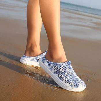 Poletje Strani Žensk Plaži Copate Cvjetnim Tiskanja Dihanje Očesa Čevlji Ženske Sandale Flip Flop Masaža Copate Plus Velikost