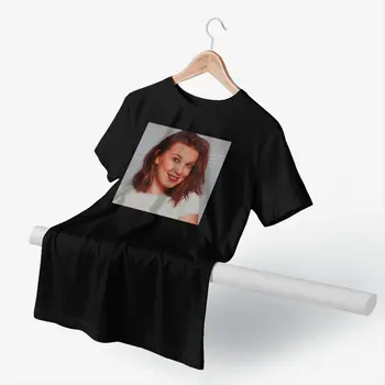 Millie Bobby Brown T Shirt Millie Bobby Brown T-Shirt Mens 100 Odstotkov Bombaža Tee Majico Natisniti Moda Tshirt