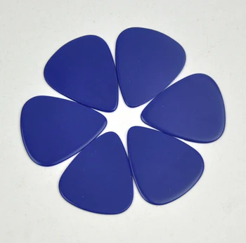 100 kosov Novega Medija 0.81 mm Prazno Kitaro Izbirčen Plectrums Solid Blue Celuloidnih