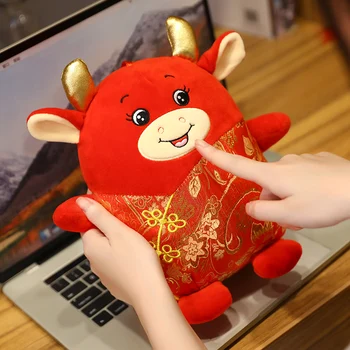 2021 Novo Leto Kitajski Zodiak Ox Kitajski Vozel Goveda Plišastih Igrač Rdeče Tang Bo Ustrezala Maskota Mleka Krave Plišastih Lutka Polnjene Za Otroke Darilo