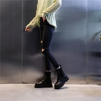 Ženske Škornji 2020 Nove Jesensko Zimske Britanski Stil Debelo Dno Martin Škornji Ženske Nogavice Srednje Cevi Usnjene Čevlje Moda